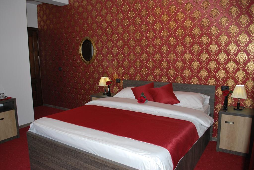 Harmonie Radauti Hostel Ruang foto